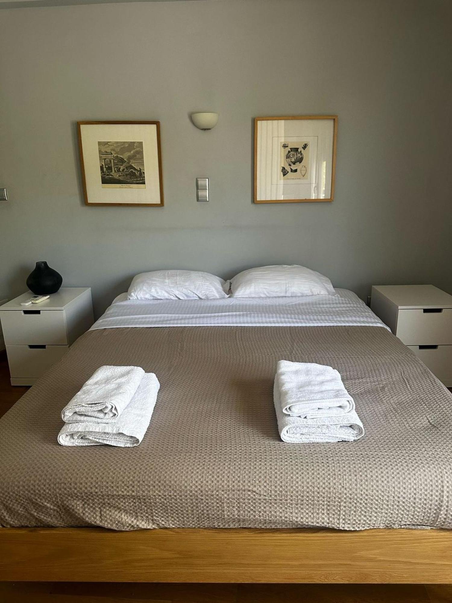 Spacious Stylish Flat At Acropolis Area! Athena Bagian luar foto