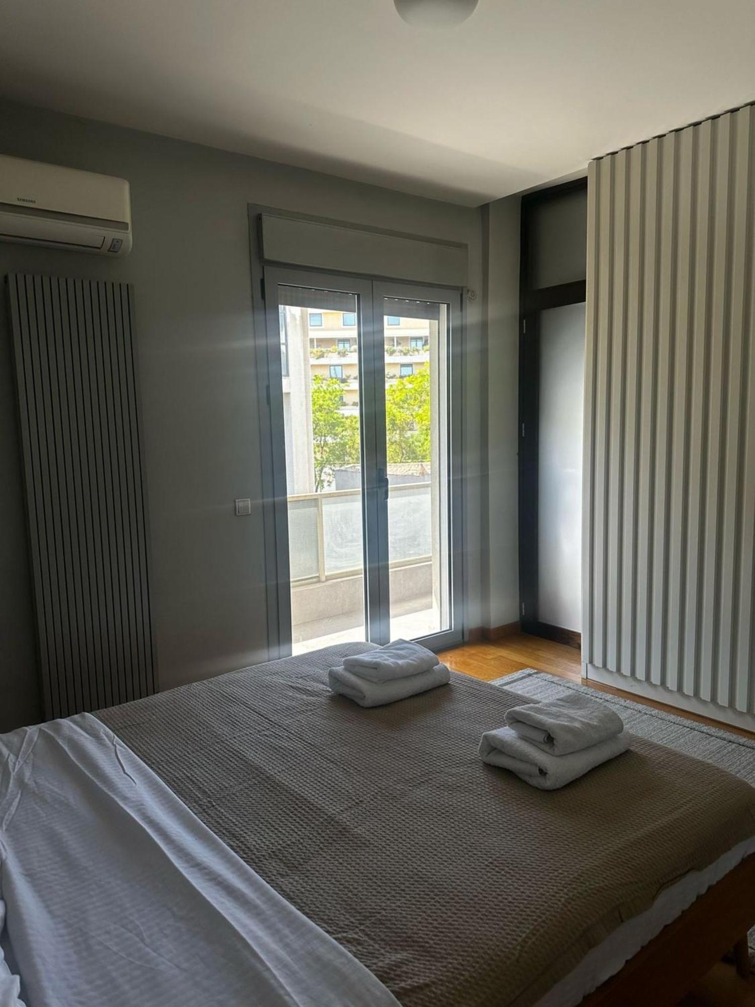 Spacious Stylish Flat At Acropolis Area! Athena Bagian luar foto