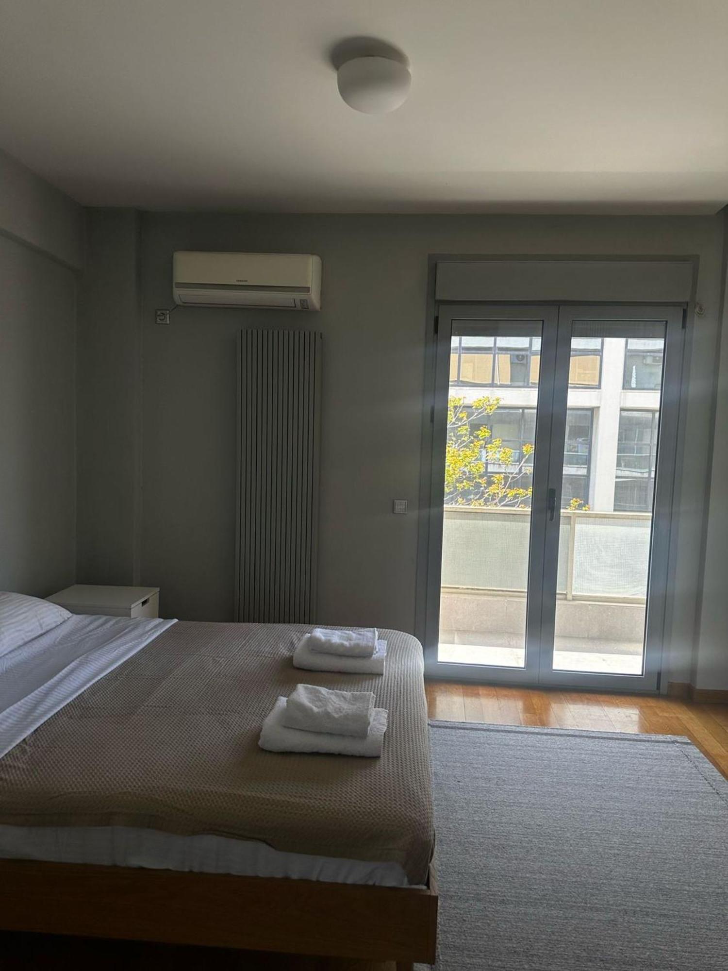 Spacious Stylish Flat At Acropolis Area! Athena Bagian luar foto